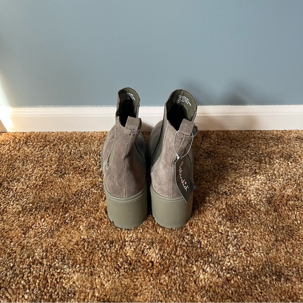Splendid women’s Gray Boots. Size 8 NWT - Picture 2 of 5